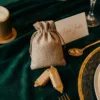 Jutesäckchen als Gastgeschenke für Hochzeiten.