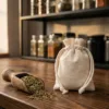 Baumwollbeutel ideal für getrocknete Kräuter und Aromen in der Küche.