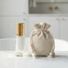 Leinen säckchen als Verpackung für Parfum und kleine Accessoires
